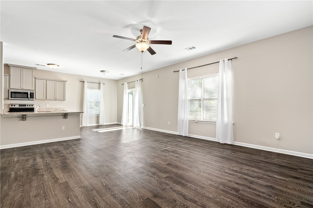 3609 VILLAGE CREEK Court