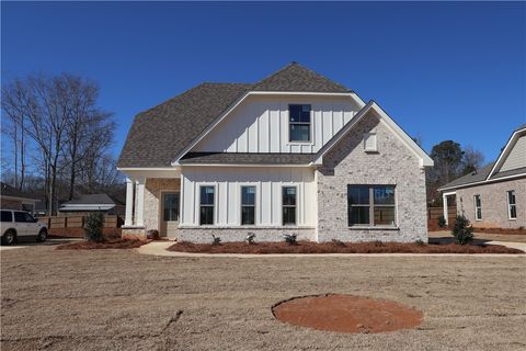 Photo of 1923 LONG LEAF Lane, Opelika, AL 36804 (MLS # 177657)