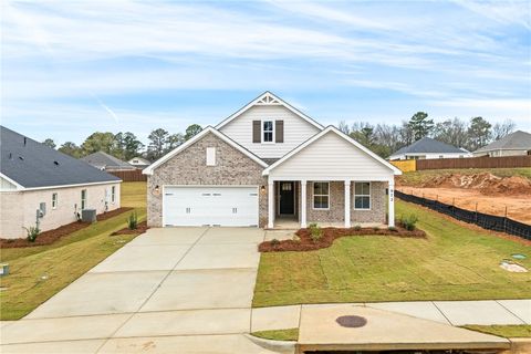 Photo of 972 COMO Way, Opelika, AL 36804 (MLS # 176794)