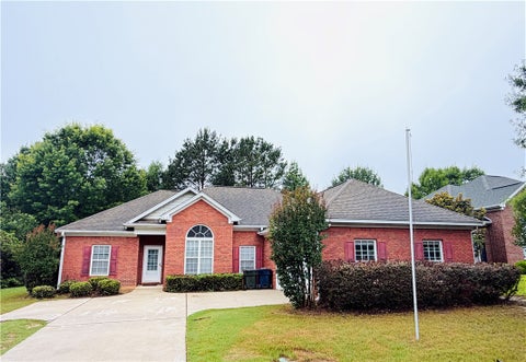 Photo of 1416 CLOVERBROOK Circle, Auburn, AL 36830 (MLS # 180996)
