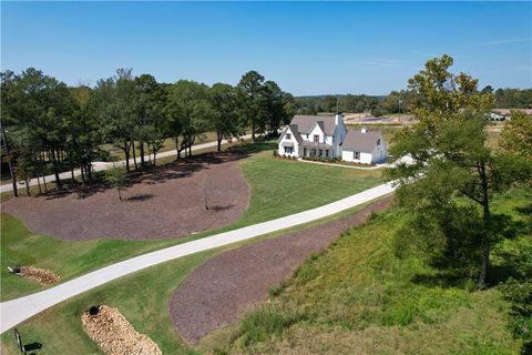 Photo of 4004 BLACKBERRY Lane, Auburn, AL 36830 (MLS # 177754)