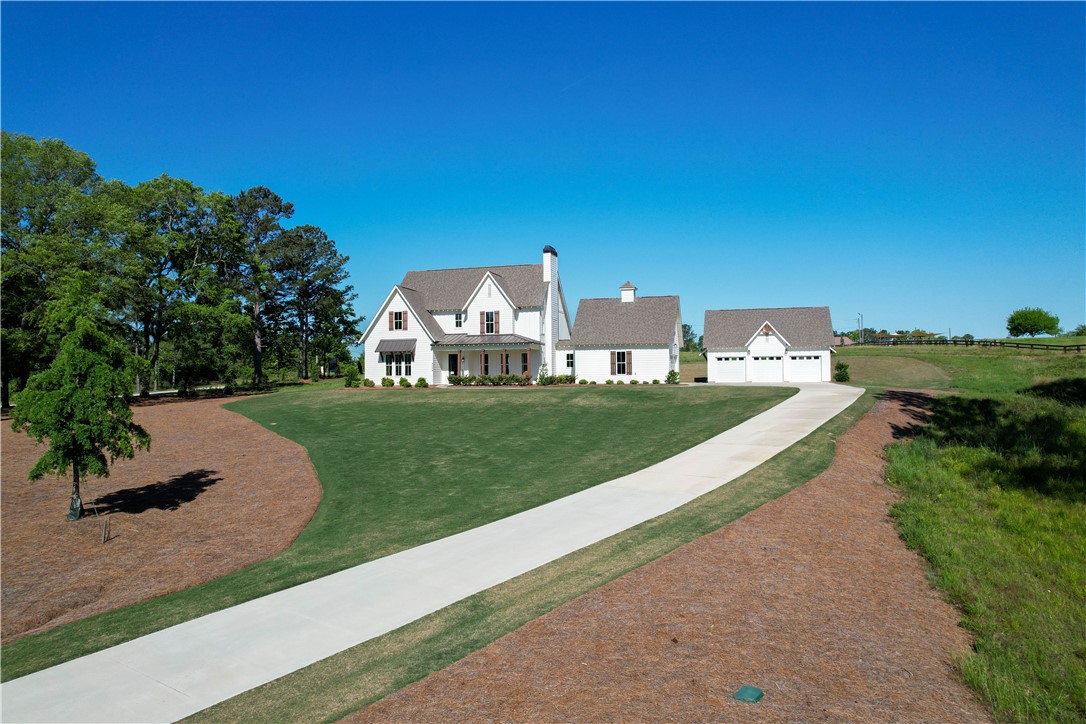4004 BLACKBERRY Lane