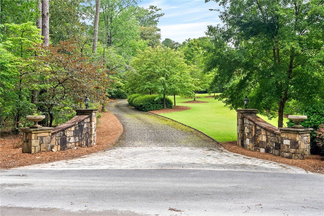 1601 TANYARD Road