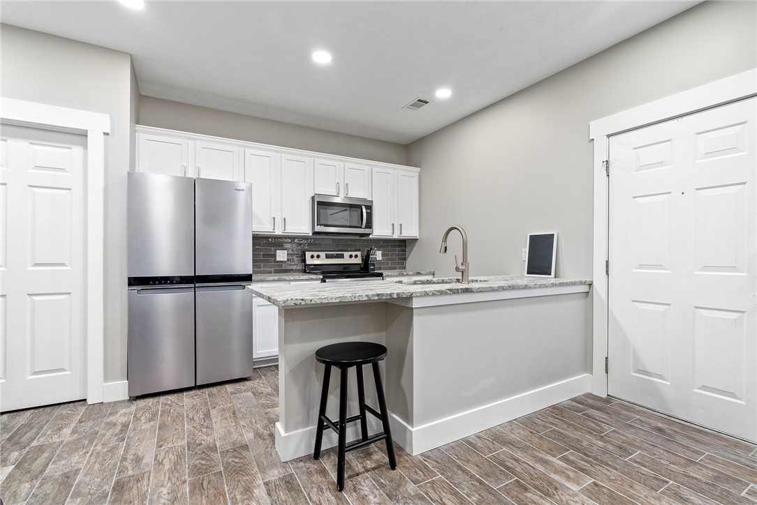 303 N ROSS Street 104