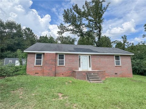 12136 VETERANS MEMORIAL Parkway Lafayette AL 36862