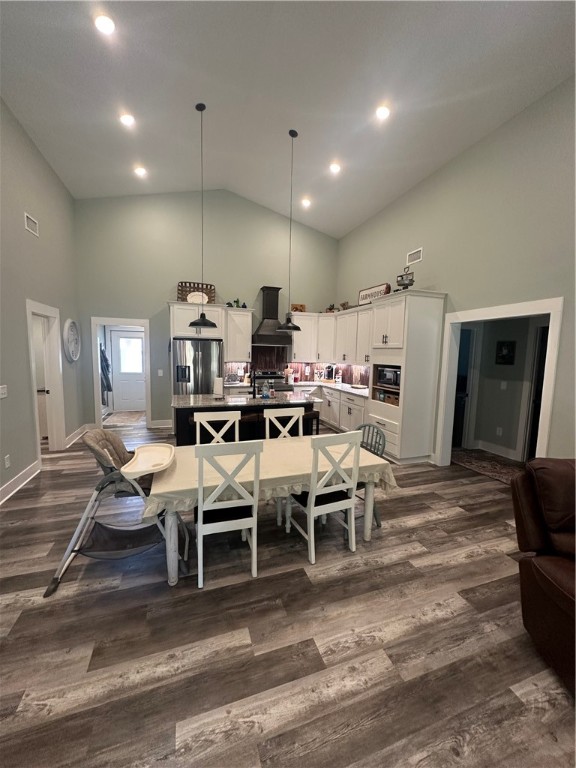 301 LEE ROAD 994