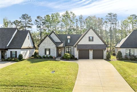 Photo of 974 TITLEIST Way, Auburn, AL 36830 (MLS # 179677)