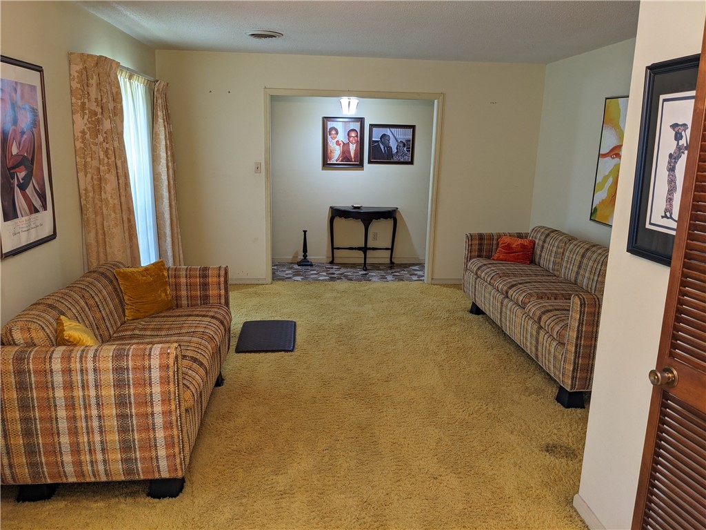 2912 MCFADDEN Street