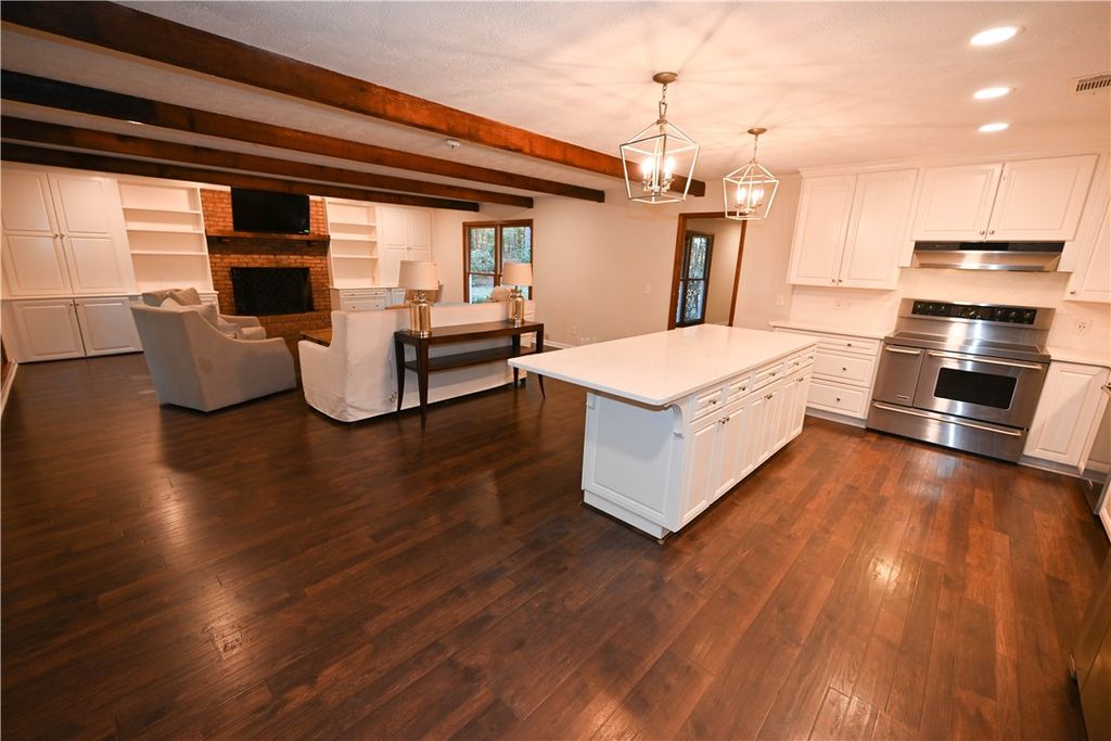 Photo of 95 LEE ROAD 827, Opelika, AL 36804 (MLS # 177457)