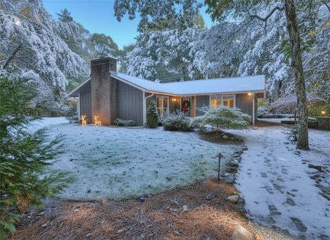 Photo of 95 LEE ROAD 827, Opelika, AL 36804 (MLS # 177457)