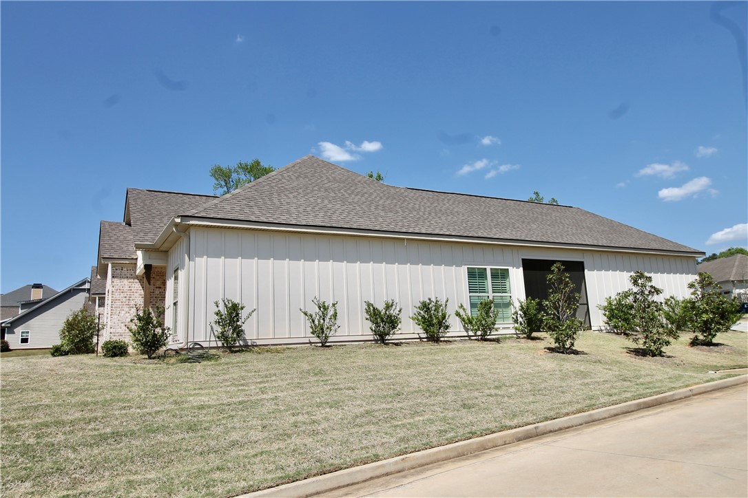 1653 ACADEMY Drive 1501