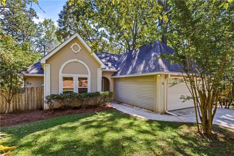 Photo of 12 LUNKER Court, Dadeville, AL 36853 (MLS # 181075)