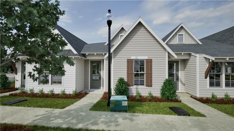 Photo of 113 SUMMER Street, Opelika, AL 36804 (MLS # 178067)