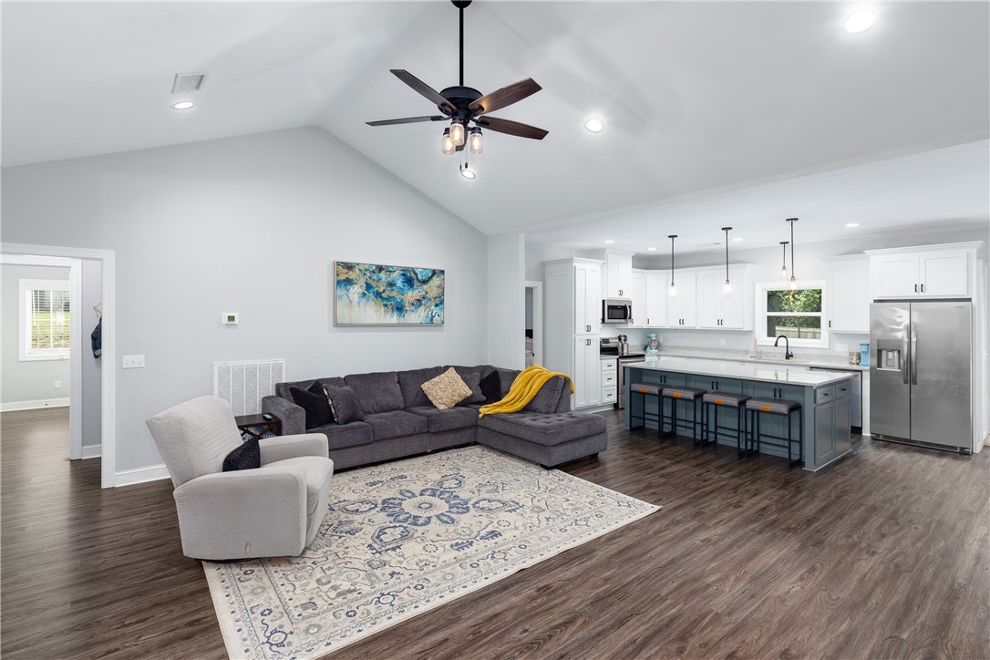 1057 COUNTY ROAD 553
