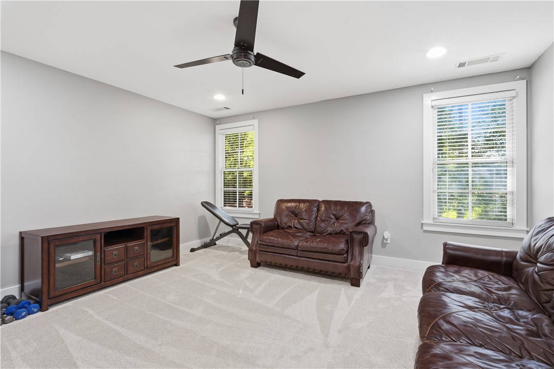 Auburn, Alabama 36830, United States, 4 Bedrooms Bedrooms, ,4 BathroomsBathrooms,Residential,Active,235844