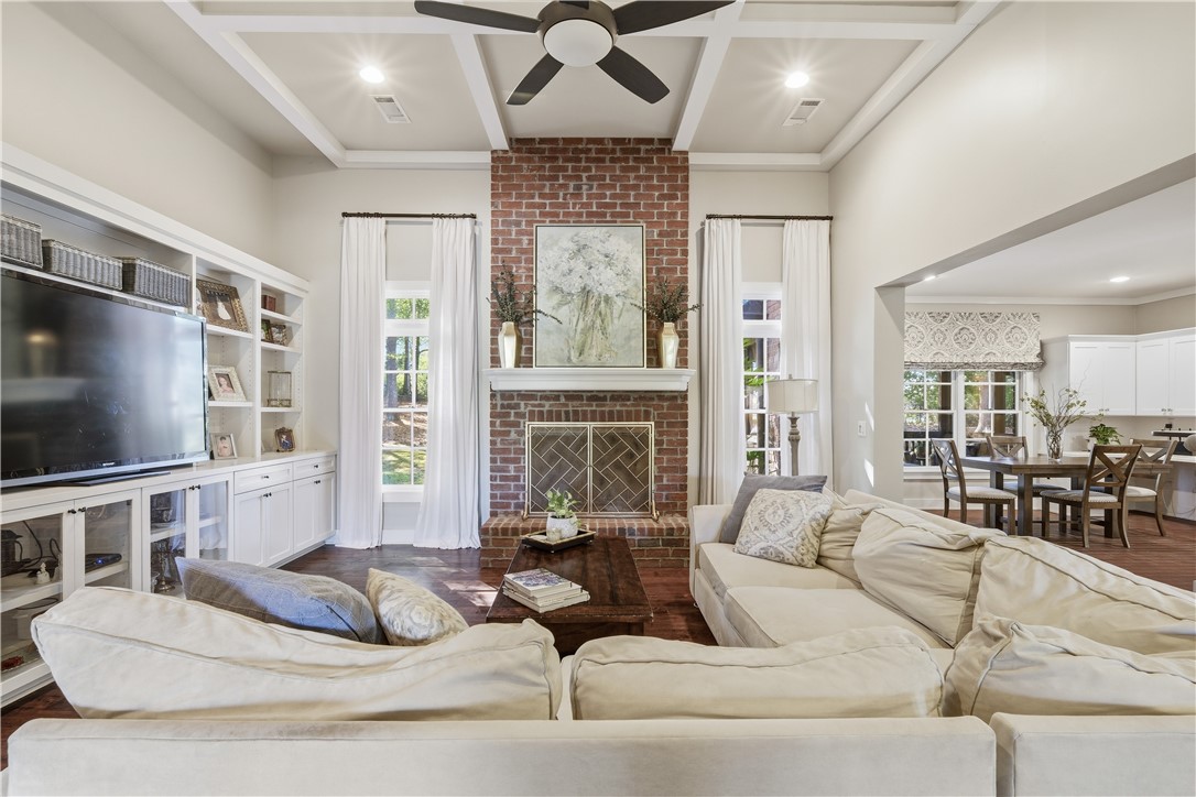 Auburn, Alabama 36830, United States, 4 Bedrooms Bedrooms, ,4 BathroomsBathrooms,Residential,Active,235844