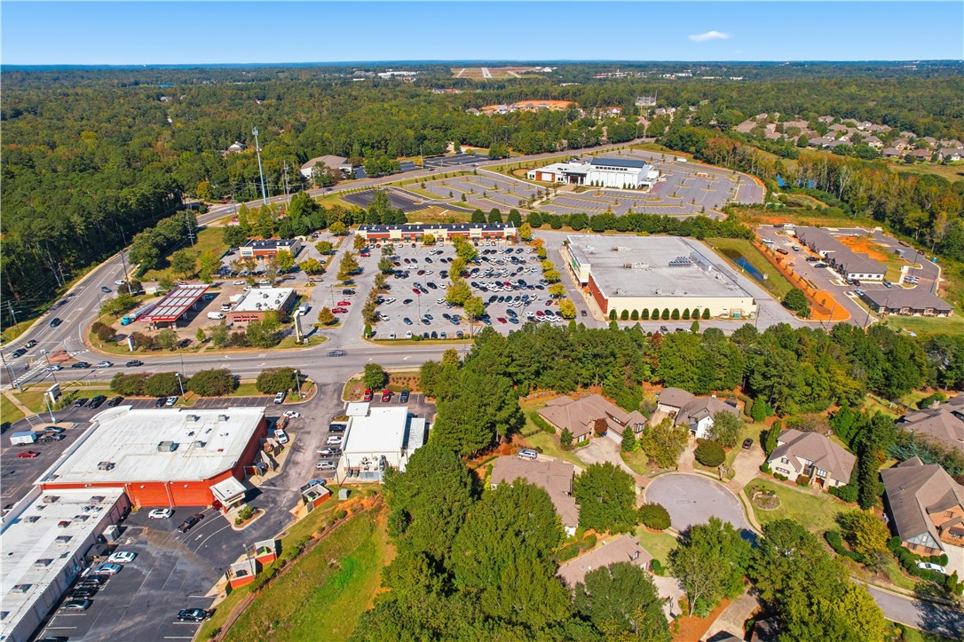 Auburn, Alabama 36830, United States, 4 Bedrooms Bedrooms, ,4 BathroomsBathrooms,Residential,Active,235844