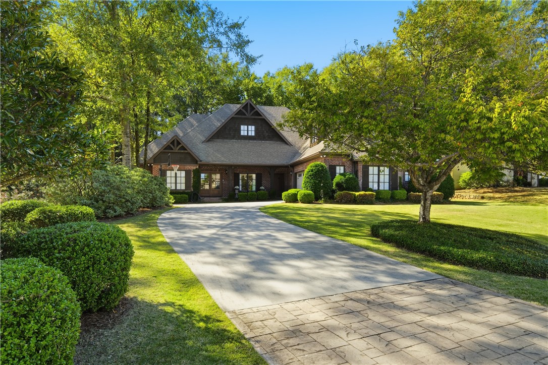 1110 BLACKMAN Circle