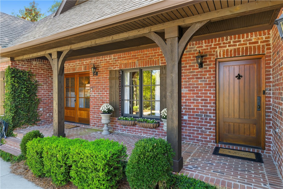 1110 BLACKMAN Circle