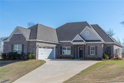 1674 SCARSBORO Lane Auburn AL 36830