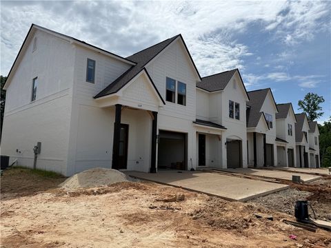 Photo of 1619 PARKER CREEK Trail, Auburn, AL 36832 (MLS # 180524)