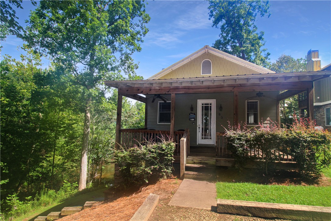 83 CHEYENNE Lane
