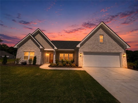Photo of 3263 PEPPERMILL Court, Opelika, AL 36801 (MLS # 181305)