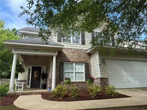 Photo of 1832 COOPERS POND Road, Auburn, AL 36830 (MLS # 175657)