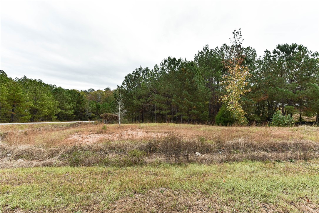 288 LEE ROAD 2128