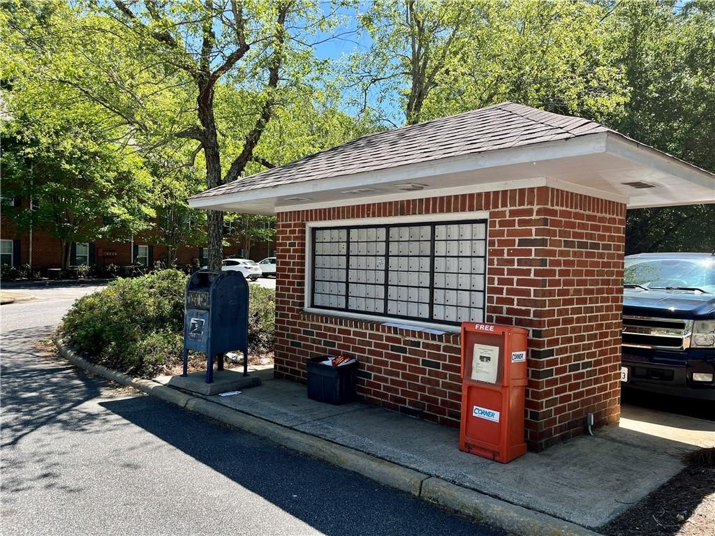160 E UNIVERSITY Drive H108