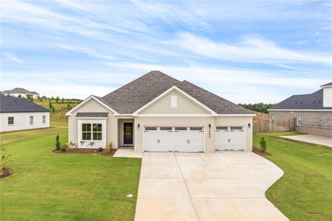 Photo of 2608 CHERINGTON Drive, Auburn, AL 36832 (MLS # 179873)