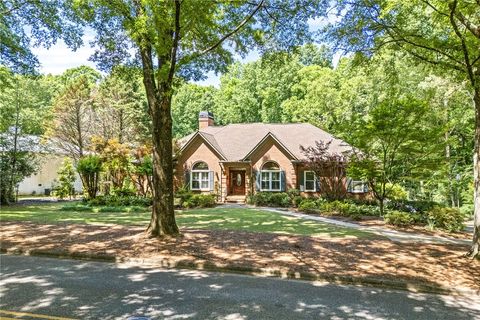 Photo of 786 MOORES MILL Drive, Auburn, AL 36830 (MLS # 180360)