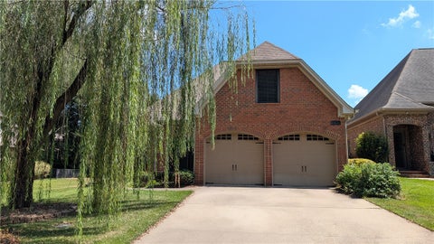 Photo of 2172 N DONAHUE Drive, Auburn, AL 36830 (MLS # 182198)