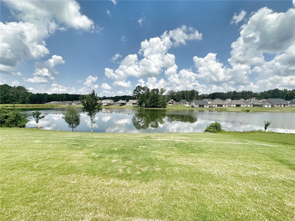2527 FARMVILLE LAKES Drive