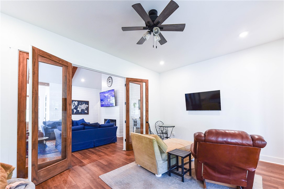 209 LEE ROAD 2121