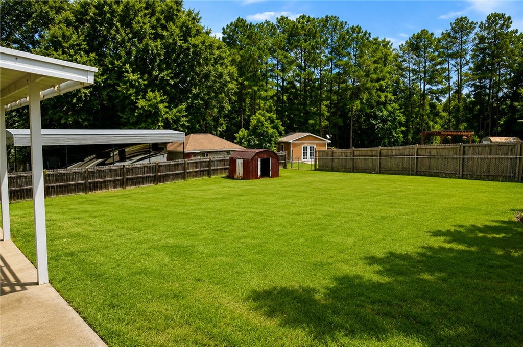 Photo of 11 LEE ROAD 2033, Phenix City, AL 36870 (MLS # 182243)