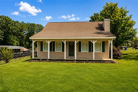 Photo of 11 LEE ROAD 2033, Phenix City, AL 36870 (MLS # 182243)