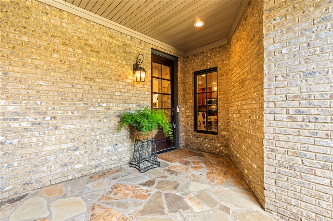 1717 EASTON Court