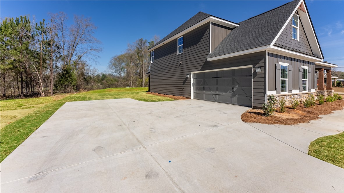 42 LEE ROAD 2234