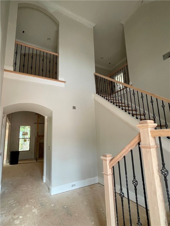 2057 ARROWHEAD Avenue