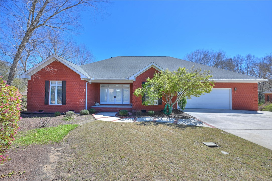 3869 FALCON CREST Court