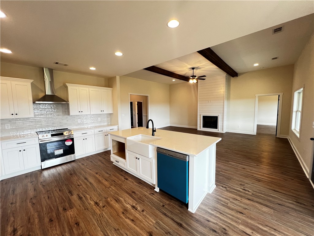 9414 LEE ROAD 158