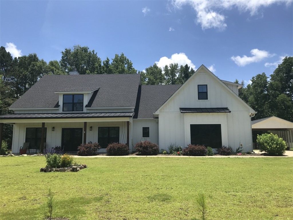Photo of 4636 SANDHILL Road, Auburn, AL 36830 (MLS # 175565)