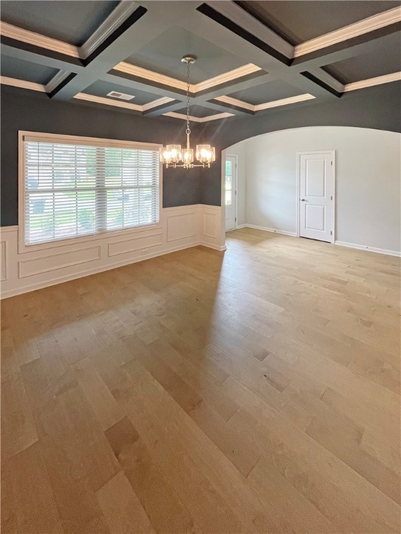 819 TIGER Trail