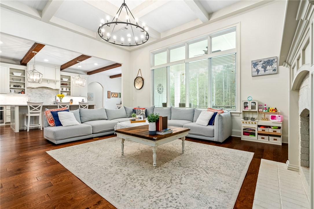 2256 HERITAGE RIDGE Lane