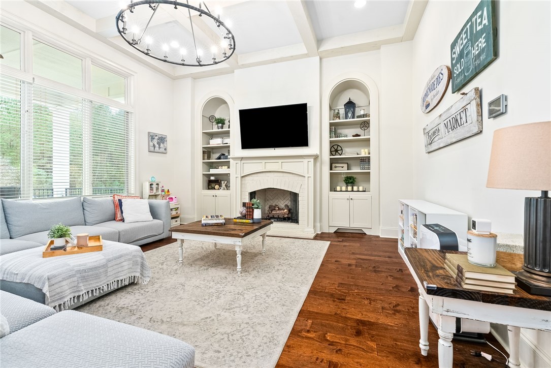 2256 HERITAGE RIDGE Lane