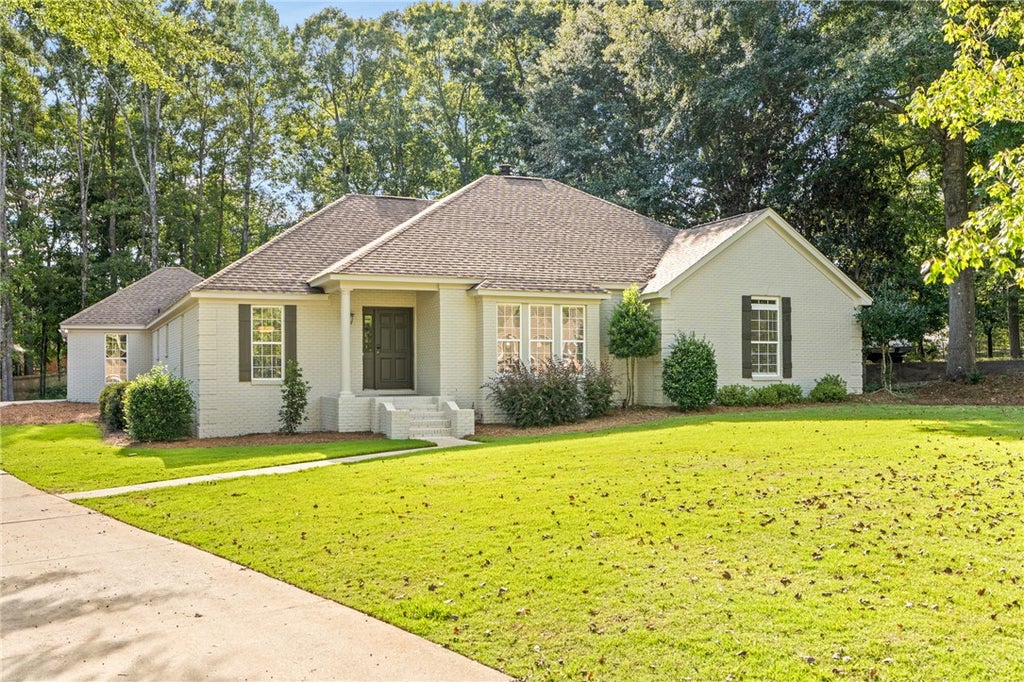 Photo of 1788 CALLAWAY Court, Auburn, AL 36830 (MLS # 182030)