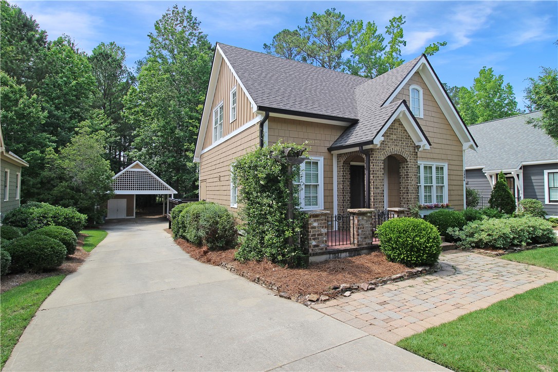 2904 LONE EAGLE Lane