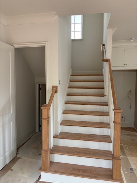 814 N COLLEGE Street 1