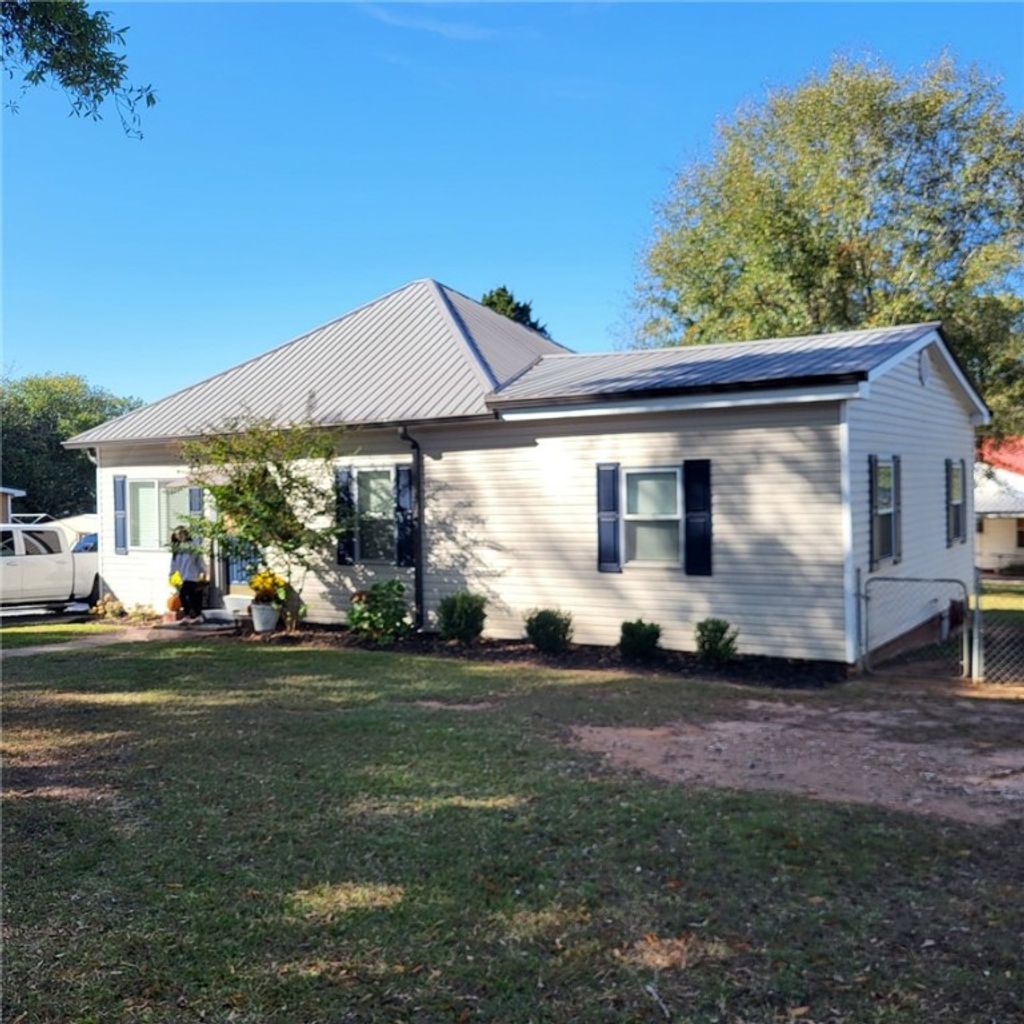 Photo of 3603 24TH Avenue, Valley, AL 36854 (MLS # 177296)